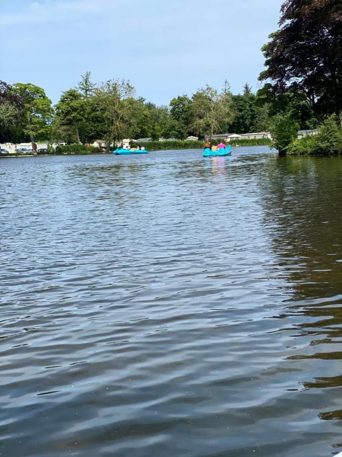 Haggerston Castle 6 Berth Caravan - Lakeside North 23 Cheswick  외부 사진